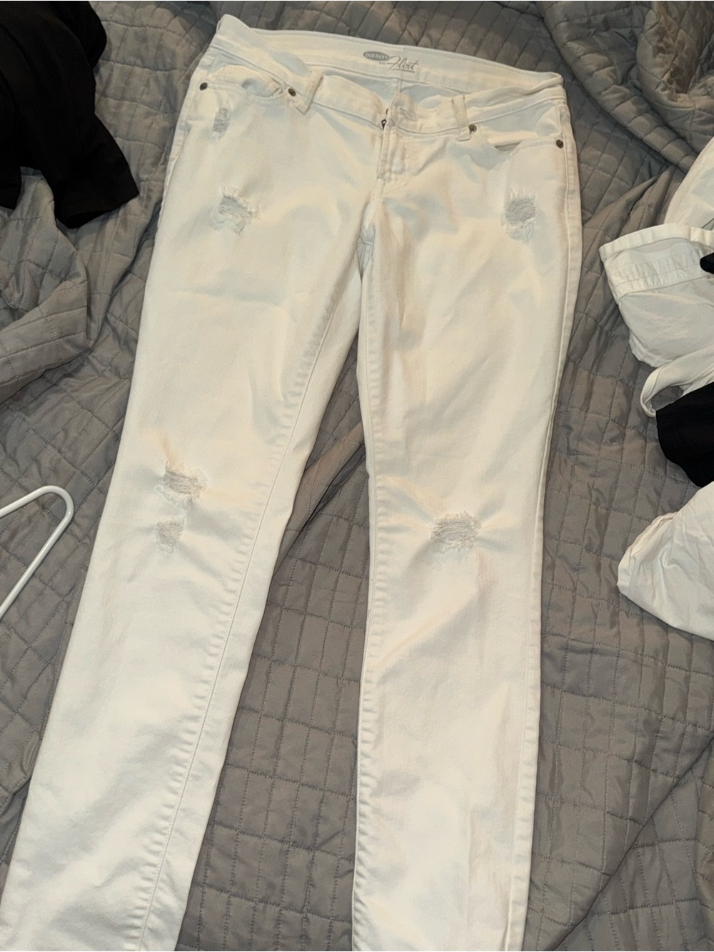 Old Navy White Jeans with Classic Five-Pocket Style